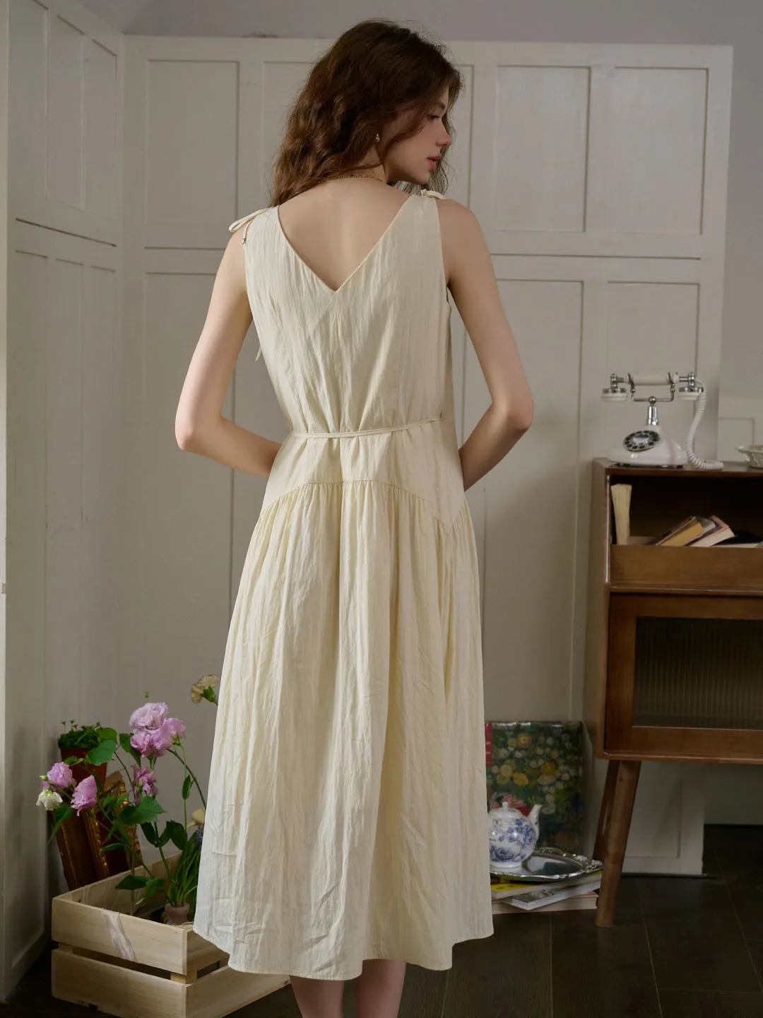 Raelyn V-neck Floral Embroidered Sleeveless Tea Dress
